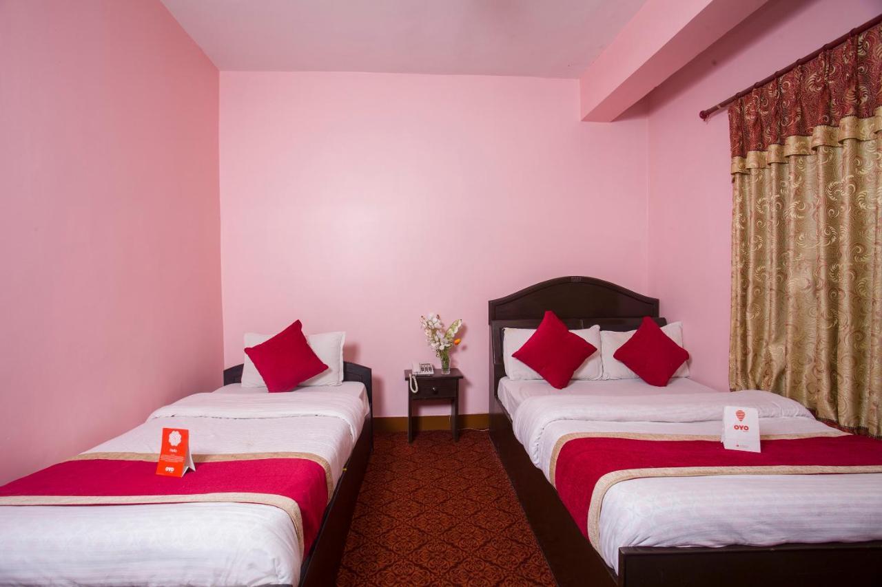 Oyo 161 Ram Janaki Hotel Катманду Экстерьер фото