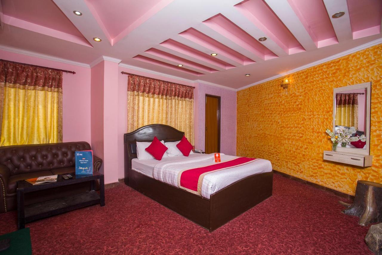 Oyo 161 Ram Janaki Hotel Катманду Экстерьер фото